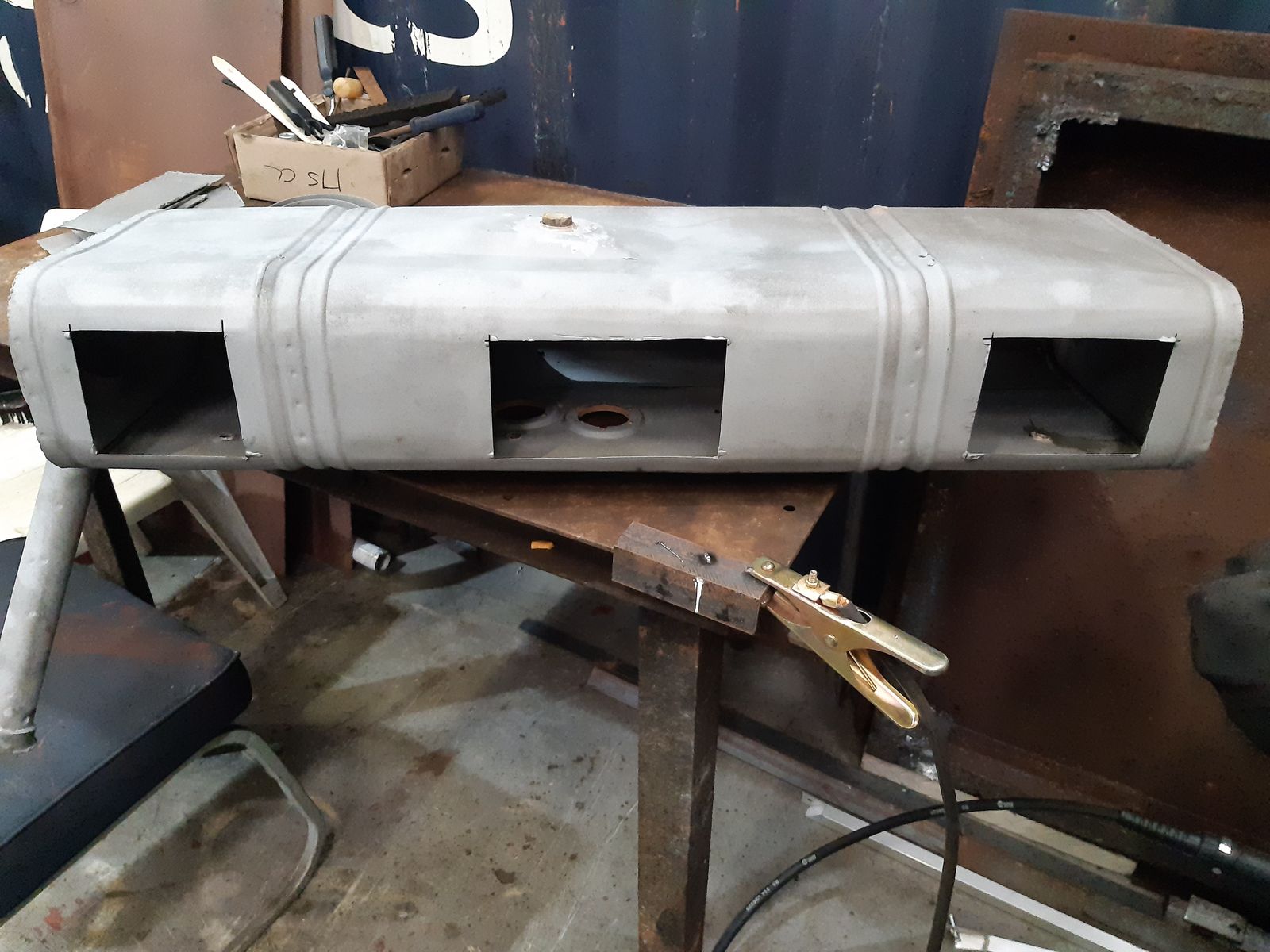 Motor vehicle fuel tanks: more before and after – process photo 5