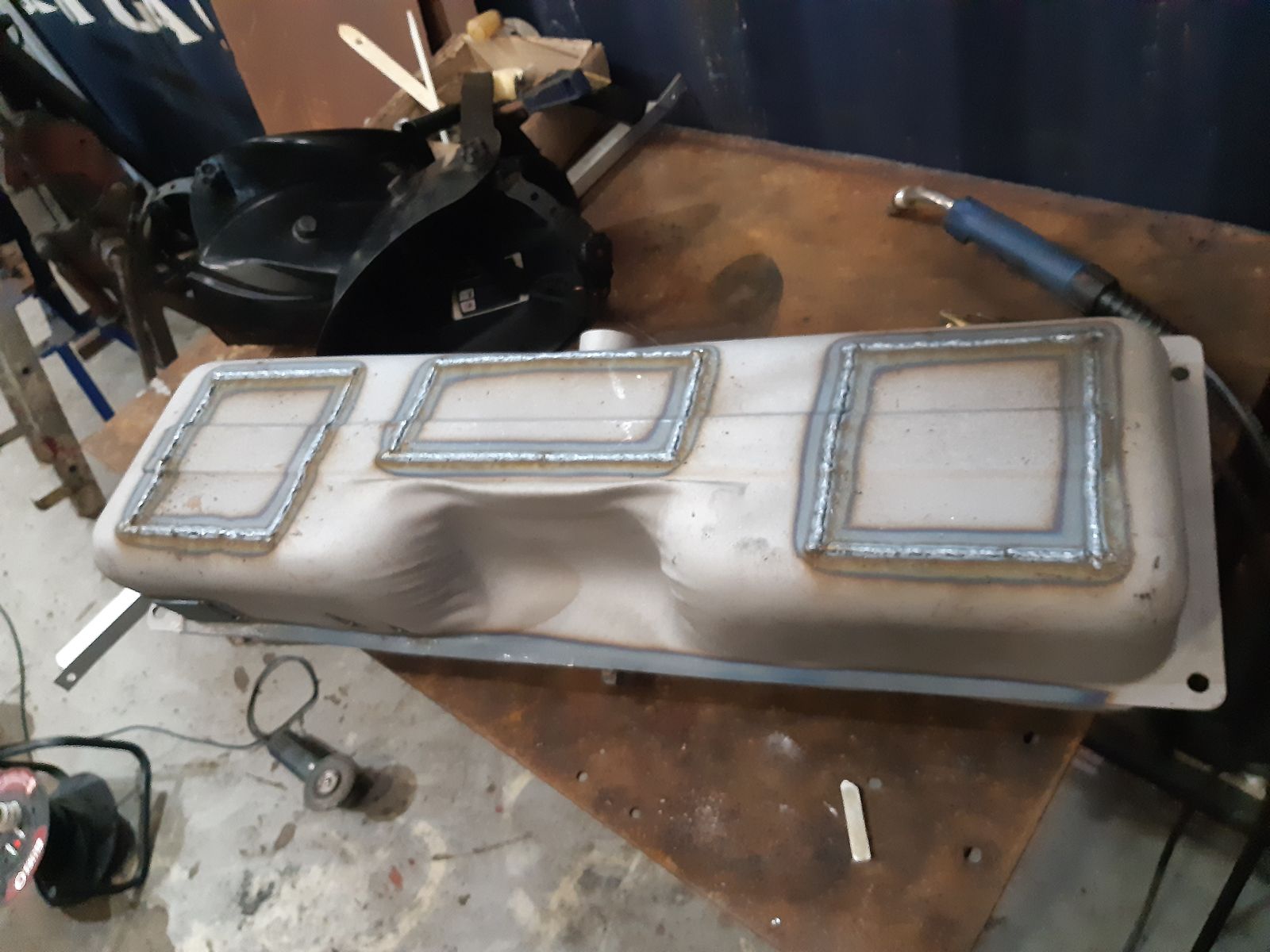 Motor vehicle fuel tanks: more before and after – process photo 7